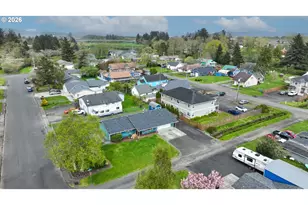 235 W Harbor St, Warrenton, OR 97146 - Photo 3
