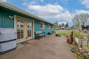 235 W Harbor St, Warrenton, OR 97146 - Photo 37