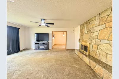 10301 Emily Dr, Island City, OR 97850 - Photo 13