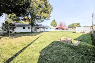 10301 Emily Dr, Island City, OR 97850 - Photo 35