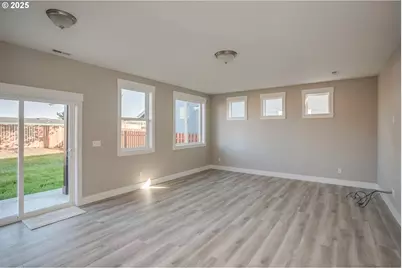 790 17th Ave, Seaside, OR 97138 - Photo 9