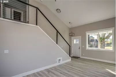 790 17th Ave, Seaside, OR 97138 - Photo 5