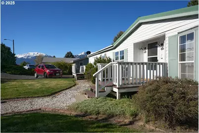 212 Court St, Enterprise, OR 97828 - Photo 23