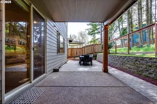 3237 Timberline Dr, Eugene, OR 97405 - Photo 33