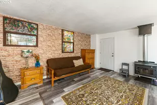 1040 NE 104th Ave, Portland, OR 97220 - Photo 11