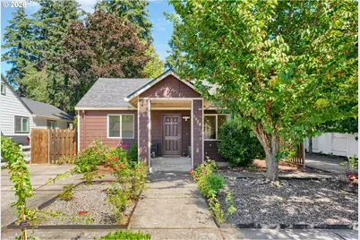 1040 NE 104th Ave, Portland, OR 97220 - Photo 1