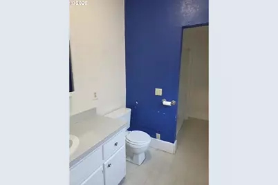 212 SE Mosher Ave, Roseburg, OR 97470 - Photo 17