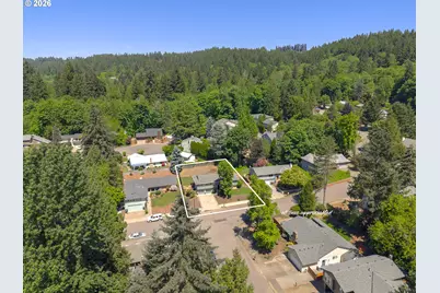 1360 Tamarisk Dr, West Linn, OR 97068 - Photo 35