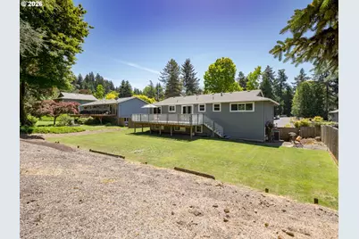 1360 Tamarisk Dr, West Linn, OR 97068 - Photo 33