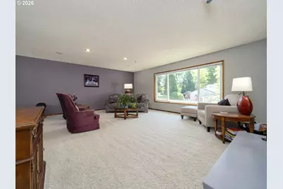 1360 Tamarisk Dr, West Linn, OR 97068 - Photo 7