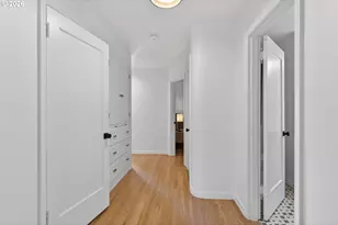 6825 SW 8th Ave, Portland, OR 97219 - Photo 25