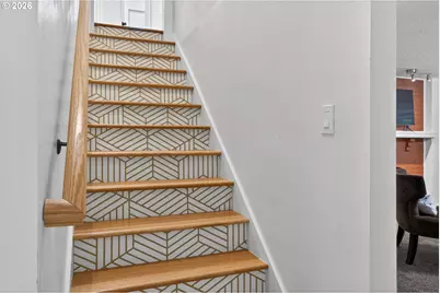 6825 SW 8th Ave, Portland, OR 97219 - Photo 37