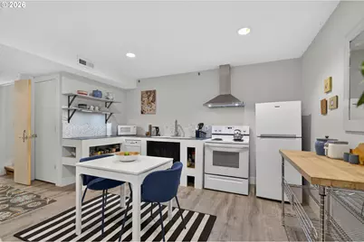 9925 SW Quail Post Rd, Portland, OR 97219 - Photo 31