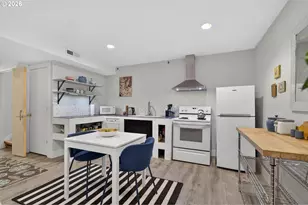 9925 SW Quail Post Rd, Portland, OR 97219 - Photo 31