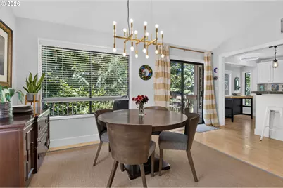 9925 SW Quail Post Rd, Portland, OR 97219 - Photo 13