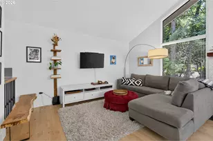 9925 SW Quail Post Rd, Portland, OR 97219 - Photo 9