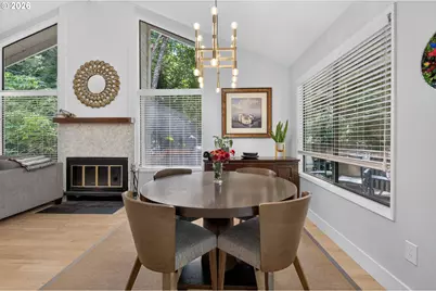9925 SW Quail Post Rd, Portland, OR 97219 - Photo 15