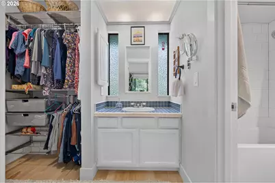 9925 SW Quail Post Rd, Portland, OR 97219 - Photo 25