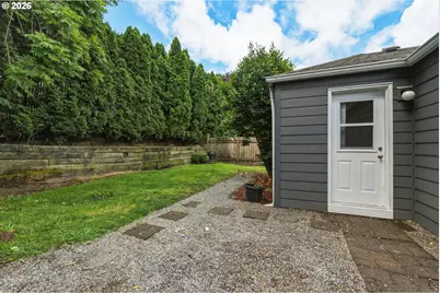 3360 SE Rockwood St, Milwaukie, OR 97222 - Photo 23