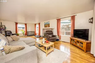 215 Jonquil Ave, Eugene, OR 97404 - Photo 15