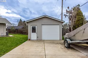 215 Jonquil Ave, Eugene, OR 97404 - Photo 33