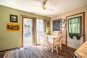 2496 Pacific Ave, North Bend, OR 97459 - Photo 21