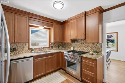 3045 NE 62nd Ave, Portland, OR 97213 - Photo 15