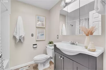3121 SE 165th Ave, Portland, OR 97236 - Photo 23