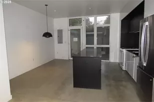 7118 N Vancouver Ave, Portland, OR 97217 - Photo 9