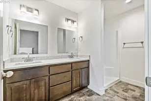 1075 12th Ave, Sweet Home, OR 97386 - Photo 11