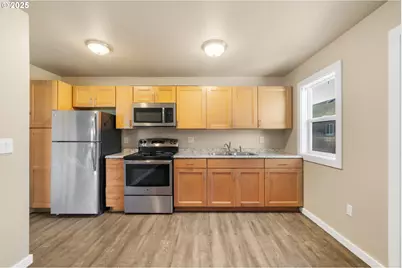 1299 6th Ave, Seaside, OR 97138 - Photo 9