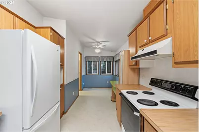 15619 NE Caples Rd #72, Brush Prairie, WA 98606 - Photo 13