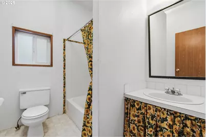 15619 NE Caples Rd #72, Brush Prairie, WA 98606 - Photo 21