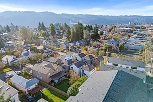 7464 N Polk Ave, Portland, OR 97203 - Photo 17
