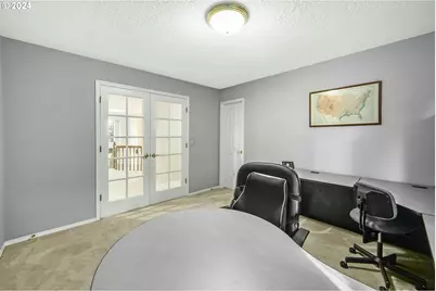 6044 SW Knightsbridge Dr, Portland, OR 97219 - Photo 25