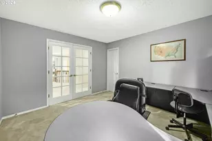 6044 SW Knightsbridge Dr, Portland, OR 97219 - Photo 25
