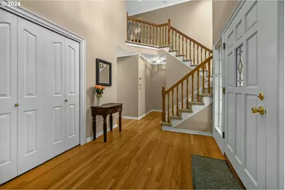 6044 SW Knightsbridge Dr, Portland, OR 97219 - Photo 3