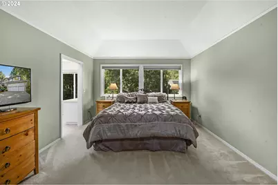 6044 SW Knightsbridge Dr, Portland, OR 97219 - Photo 19