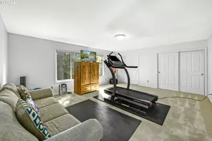 6044 SW Knightsbridge Dr, Portland, OR 97219 - Photo 23