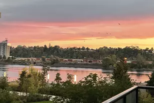 1830 NW Riverscape St, Portland, OR 97209 - Photo 15