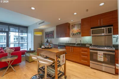 1830 NW Riverscape St #307, Portland, OR 97209 - Photo 9