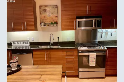 1830 NW Riverscape St #307, Portland, OR 97209 - Photo 5