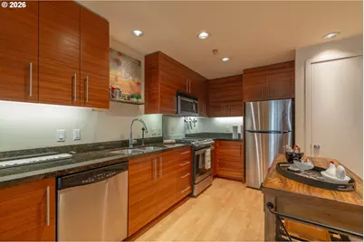 1830 NW Riverscape St #307, Portland, OR 97209 - Photo 7