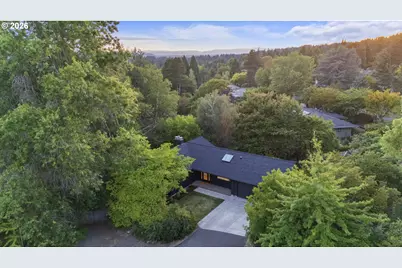 3868 SW Bridlemile Ln, Portland, OR 97221 - Photo 41