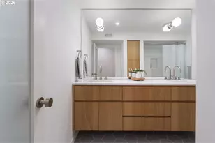 3868 SW Bridlemile Ln, Portland, OR 97221 - Photo 23