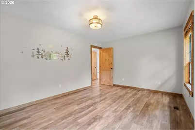 1921 SE Douglas Pl, Gresham, OR 97080 - Photo 29