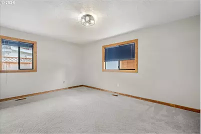 1921 SE Douglas Pl, Gresham, OR 97080 - Photo 31