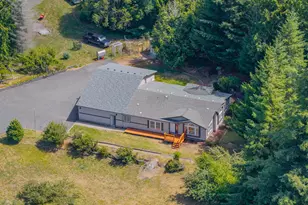 56670 Pleasant Hill Dr, Coquille, OR 97423 - Photo 43