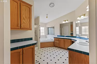 56670 Pleasant Hill Dr, Coquille, OR 97423 - Photo 25