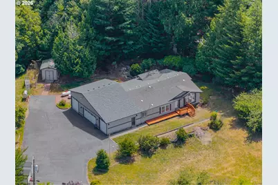 56670 Pleasant Hill Dr, Coquille, OR 97423 - Photo 1